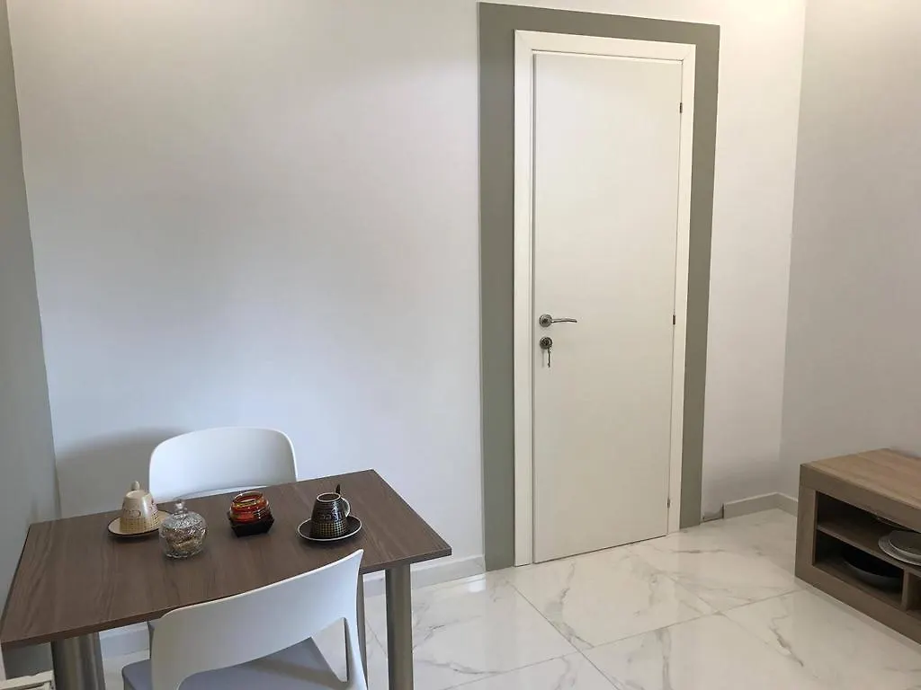 Apartmán Filippou 13 Luxury Aprts With Balcony Soluň